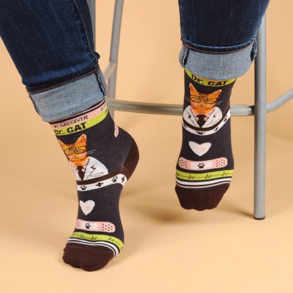 Health Care Heroes -Dr. Cat- Novelty Socks S/M - Picture 2 of 10